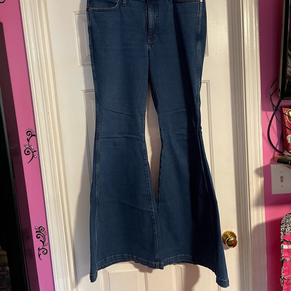Wrangler Jeans.
